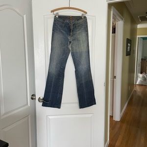Womens’ jeans